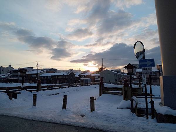 笑ってますか ヾ(*′∀`*)ノ 笑ってますか ヾ(*′∀`*)ノ