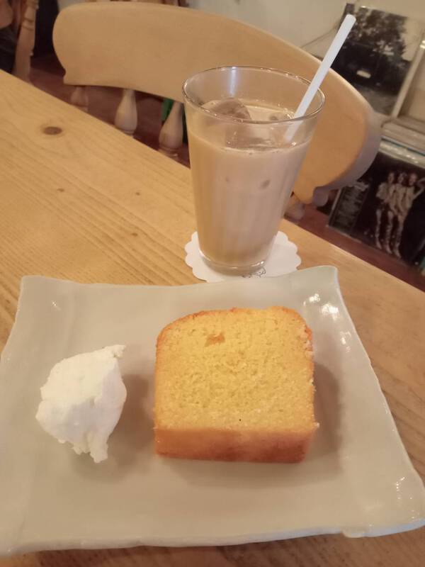 行列のできるお店とは??? 行列のできるお店とは???