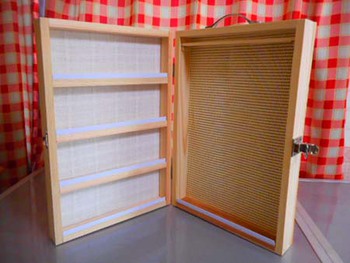 ディスプレイ用BOX 新しく作りました~ ^^