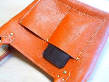 『レザーのトートバッグ』作りました~ ^^