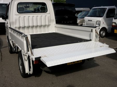 1.5tトラック カーテン幌車&軽トラ Pゲート 1.5tトラック カーテン幌車&軽トラ Pゲート