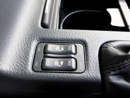 スバル XV 2.0i-L AWD アイサイト スバル XV 2.0i-L AWD アイサイト
