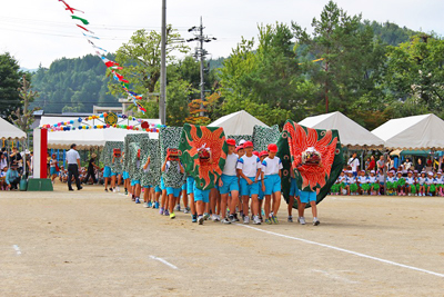 花里小学校 運動会(9/5・土 花里小学校 運動会(9/5・土