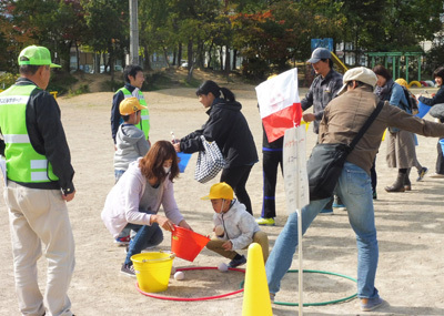 10/23 防災広場in花里小(家族参観日) 10/23 防災広場in花里小(家族参観日)