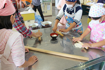 11/13 うどん打ち&おやきを作ろう 11/13 うどん打ち&おやきを作ろう