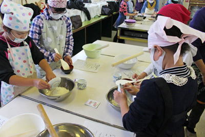 11/13 うどん打ち&おやきを作ろう 11/13 うどん打ち&おやきを作ろう