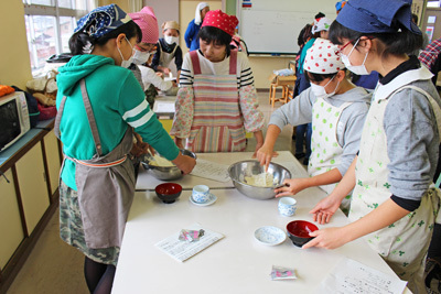 11/13 うどん打ち&おやきを作ろう 11/13 うどん打ち&おやきを作ろう