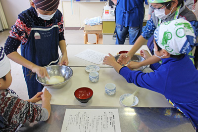 11/13 うどん打ち&おやきを作ろう 11/13 うどん打ち&おやきを作ろう