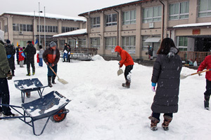 2/5 雪上運動会 2/5 雪上運動会