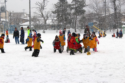 2/5 雪上運動会 2/5 雪上運動会