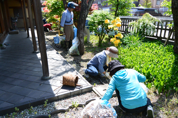 まち協総会 と 草むしり まち協総会 と 草むしり