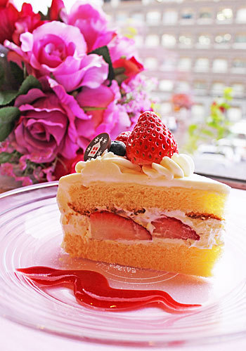 苺ショートケーキ♪ クリスマスデザート 12月 カフェフェア ピコ 苺ショートケーキ♪ クリスマスデザート 12月 カフェフェア ピコ