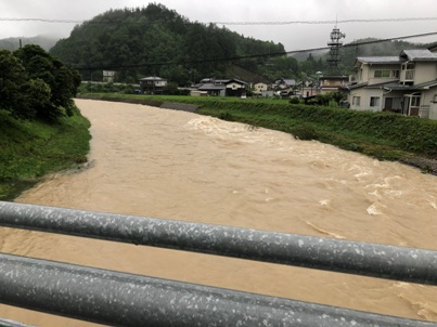 宮川・若宮橋(18:10現況、最終)