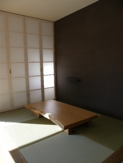 クリとウォールナットとトチの一枚板