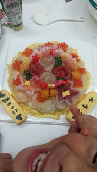 お寿司ケーキ!