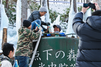 低温熟成「熊の涙」蔵入れ 低温熟成「熊の涙」蔵入れ