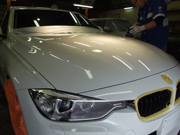 BMW 320i 車を見るとその車とオーナーとの付き合い方が分かります。この320絶対可愛がられています!! BMW 320i 車を見るとその車とオーナーとの付き合い方が分かります。この320絶対可愛がられています!!