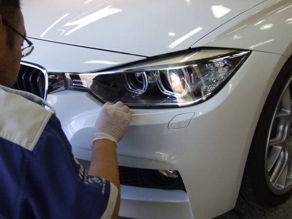 BMW 320i 車を見るとその車とオーナーとの付き合い方が分かります。この320絶対可愛がられています!! BMW 320i 車を見るとその車とオーナーとの付き合い方が分かります。この320絶対可愛がられています!!