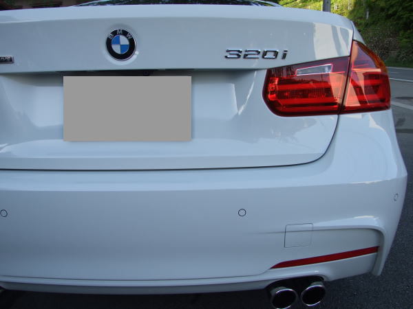 BMW 320i 車を見るとその車とオーナーとの付き合い方が分かります。この320絶対可愛がられています!! BMW 320i 車を見るとその車とオーナーとの付き合い方が分かります。この320絶対可愛がられています!!