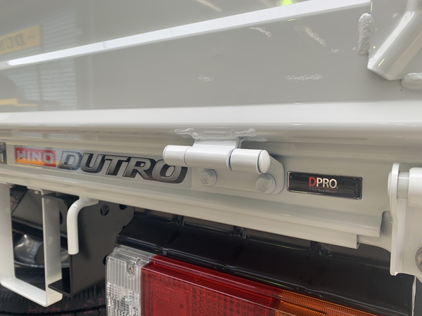 2tトラックまでDPROコーティング!しかも2台!!HINOデュトロ 2tトラックまでDPROコーティング!しかも2台!!HINOデュトロ