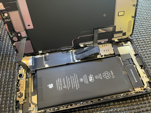 iPhoneの分解は面白い( *´艸`) iPhoneの分解は面白い( *´艸`)