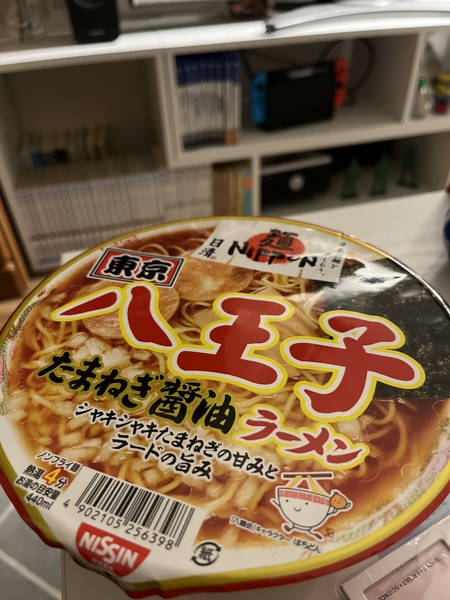 デモデダイナーで、ハンバーガーを喰らう♬ デモデダイナーで、ハンバーガーを喰らう♬