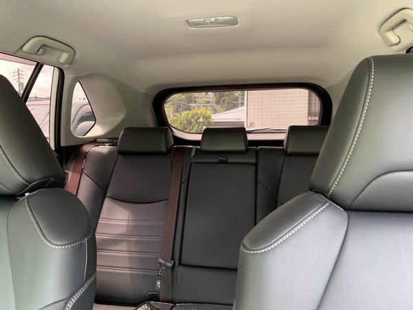 新型 トヨタ RAV4 カーフィルム施工! 新型 トヨタ RAV4 カーフィルム施工!