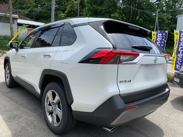 新型 トヨタ RAV4 カーフィルム施工! 新型 トヨタ RAV4 カーフィルム施工!