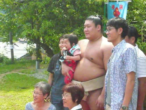 貴ノ岩関を応援!1月場所14日目結びの一番で横綱白鵬と勝負 貴ノ岩関を応援!1月場所14日目結びの一番で横綱白鵬と勝負