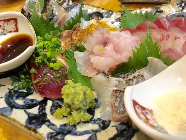 やんちゃ屋台村「魚でん」さん やんちゃ屋台村「魚でん」さん