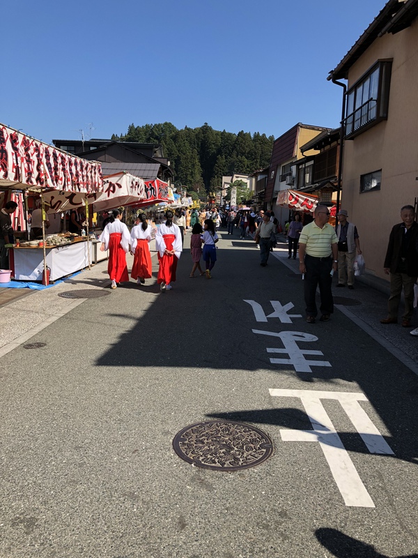 秋の高山祭り~♪ 秋の高山祭り~♪
