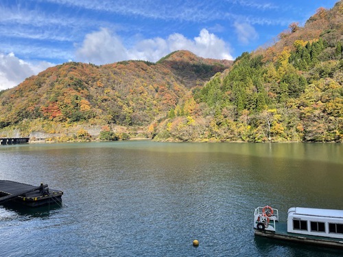 庄川峡遊覧船 紅葉 庄川峡遊覧船 紅葉