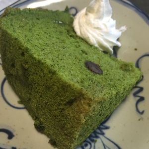 シフォンケーキ大成功!と、オメデトウ☆ シフォンケーキ大成功!と、オメデトウ☆