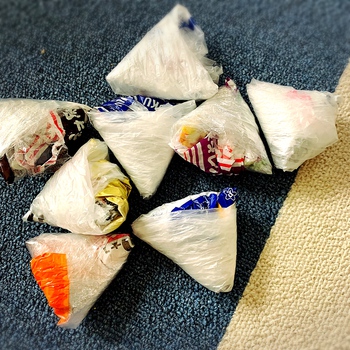 食パンの袋で生ごみ処理♪ 食パンの袋で生ごみ処理♪