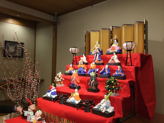 ひな祭りの準備 ひな祭りの準備