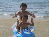 海へ