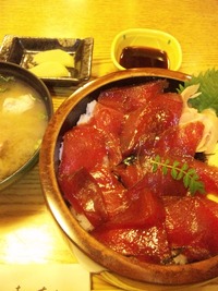 やっぱりまぐろ漬け丼