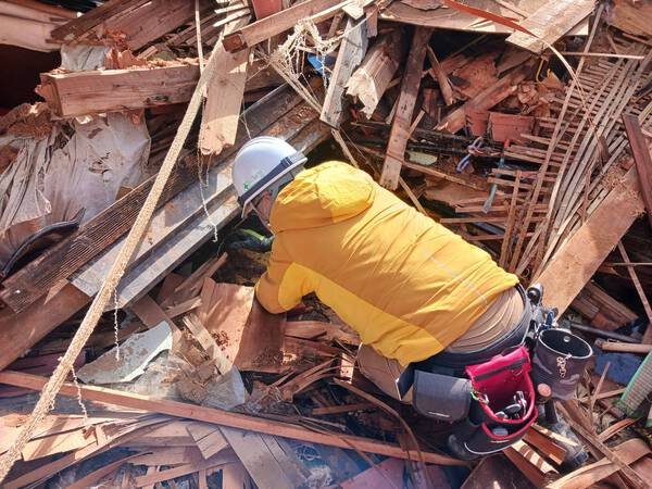 能登半島地震支援活動2月24日念願の位牌,遺影が… 能登半島地震支援活動2月24日念願の位牌,遺影が…