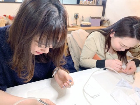 美女ふたり、グルーデコ体験レッスン♪