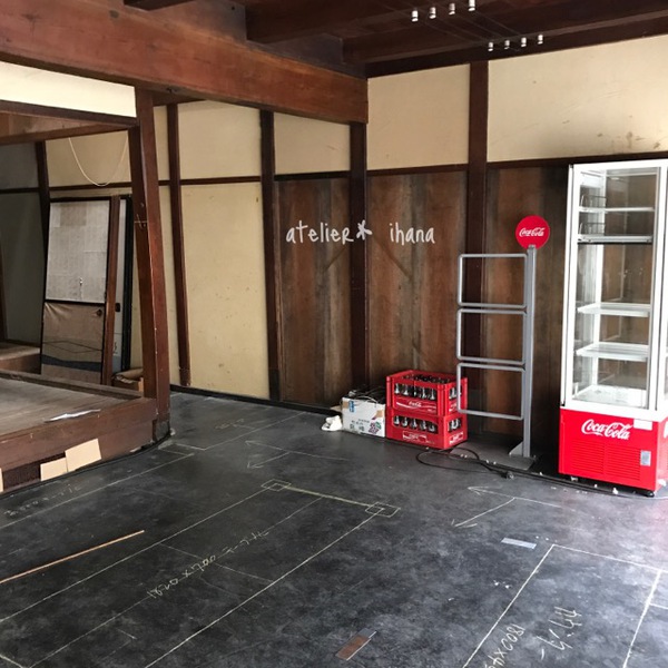 【開店日記】カベが見違えましたー！