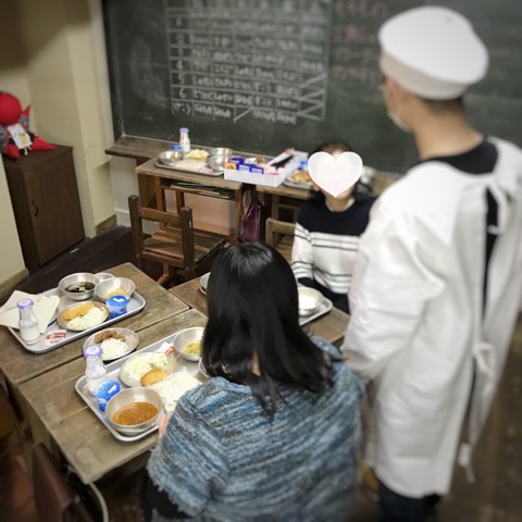 給食食べに行こう♪