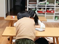 【教室風景】おねえちゃんが大好きなのね♪ 2020/12/01 11:13:28