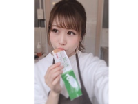 今日のおやつは ずっと気になってた...あのアイス♡ 2018/05/08 13:08:11
