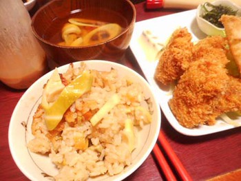 今が旬!!『たけのこご飯』 ^^
