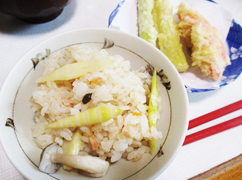 姫竹を頂いたので早速『たけのこご飯』に… ^^