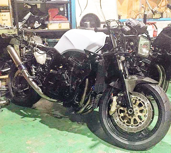 GPZ900R ZZR1100エンジン換装3:GARAGE CAFEと自家焙煎ESPRESSO