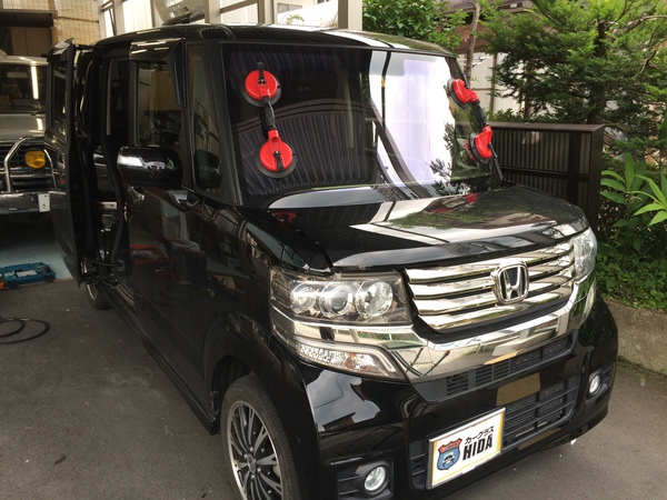 熱反射ガラス　モニター様施工車両ご紹介　第一弾