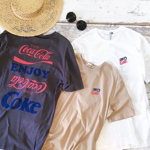 NEWアートを使用したカジュアルなCOCA-COLA BIG Tシャツ