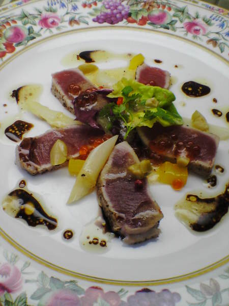 私の仕事場と料理