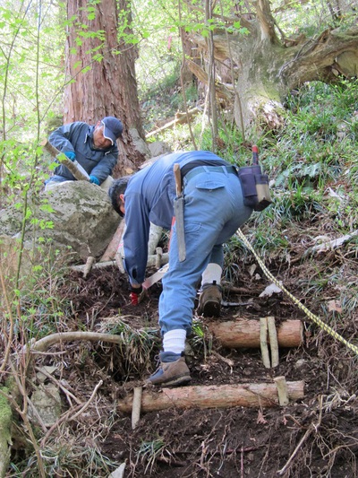 登山道の整備作業をしました